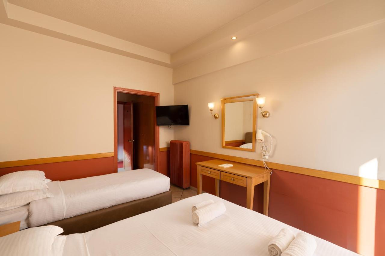 Hotel Ntinas 트리칼라 외부 사진